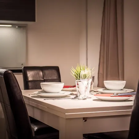 아파트 Dependance West