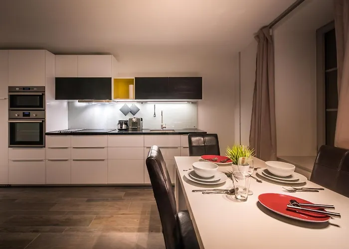 Dependance West Apartment *