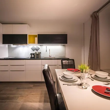 Dependance West Apartament *